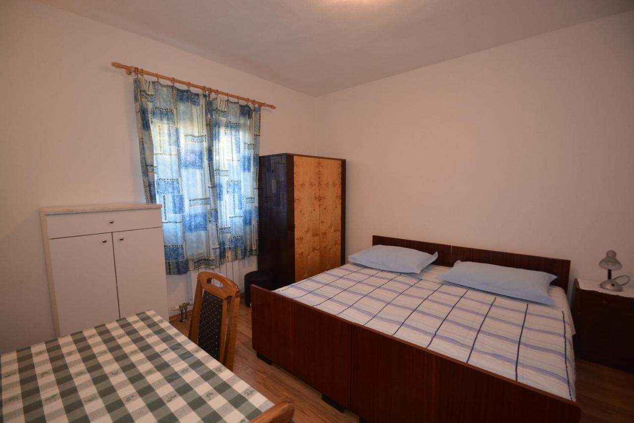 Apartments By The Sea Suhi Potok, Omis - 14555 耶塞尼采 外观 照片
