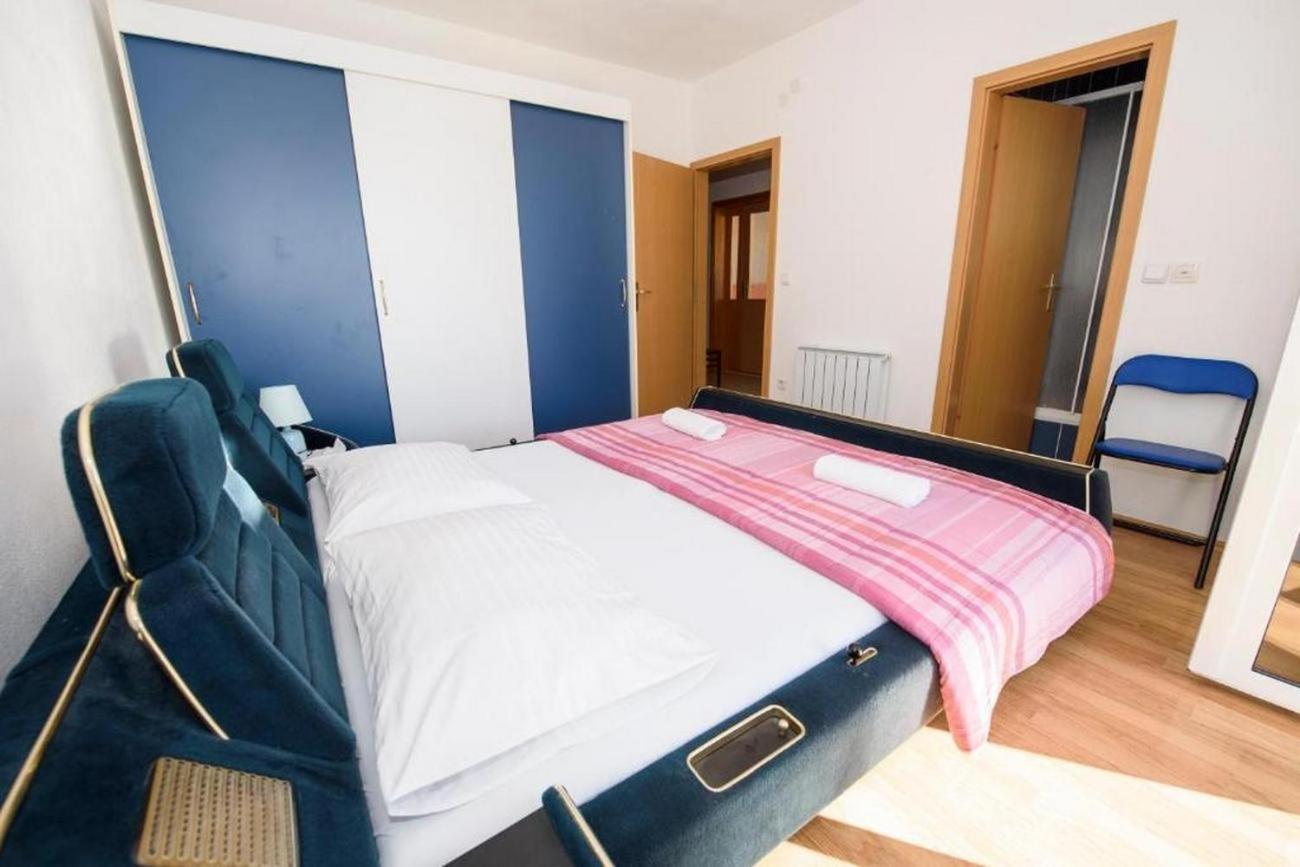 Apartments By The Sea Suhi Potok, Omis - 14555 耶塞尼采 客房 照片