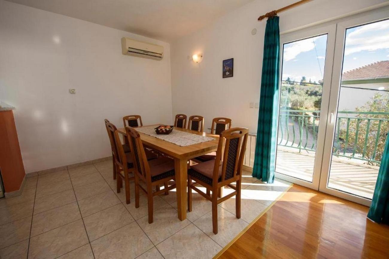 Apartments By The Sea Suhi Potok, Omis - 14555 耶塞尼采 外观 照片