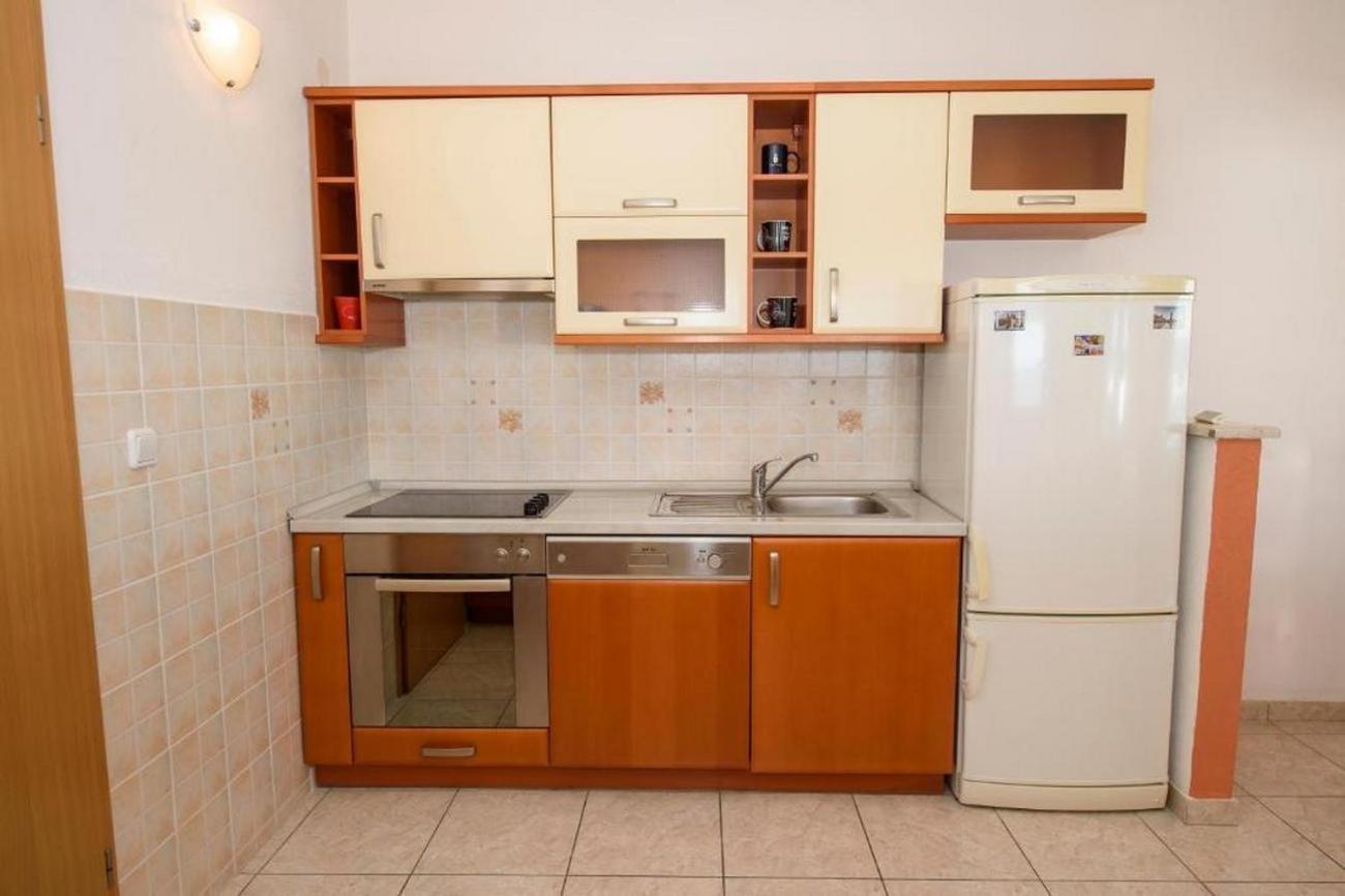 Apartments By The Sea Suhi Potok, Omis - 14555 耶塞尼采 外观 照片