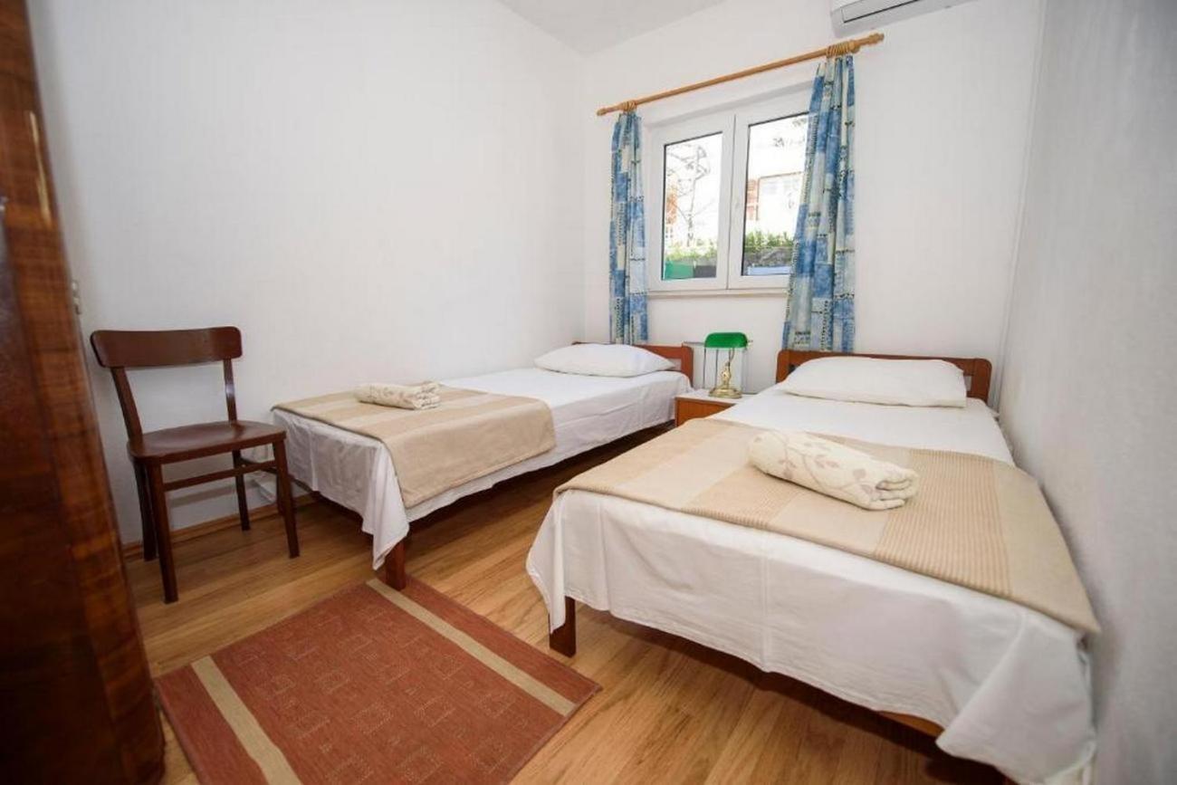 Apartments By The Sea Suhi Potok, Omis - 14555 耶塞尼采 外观 照片
